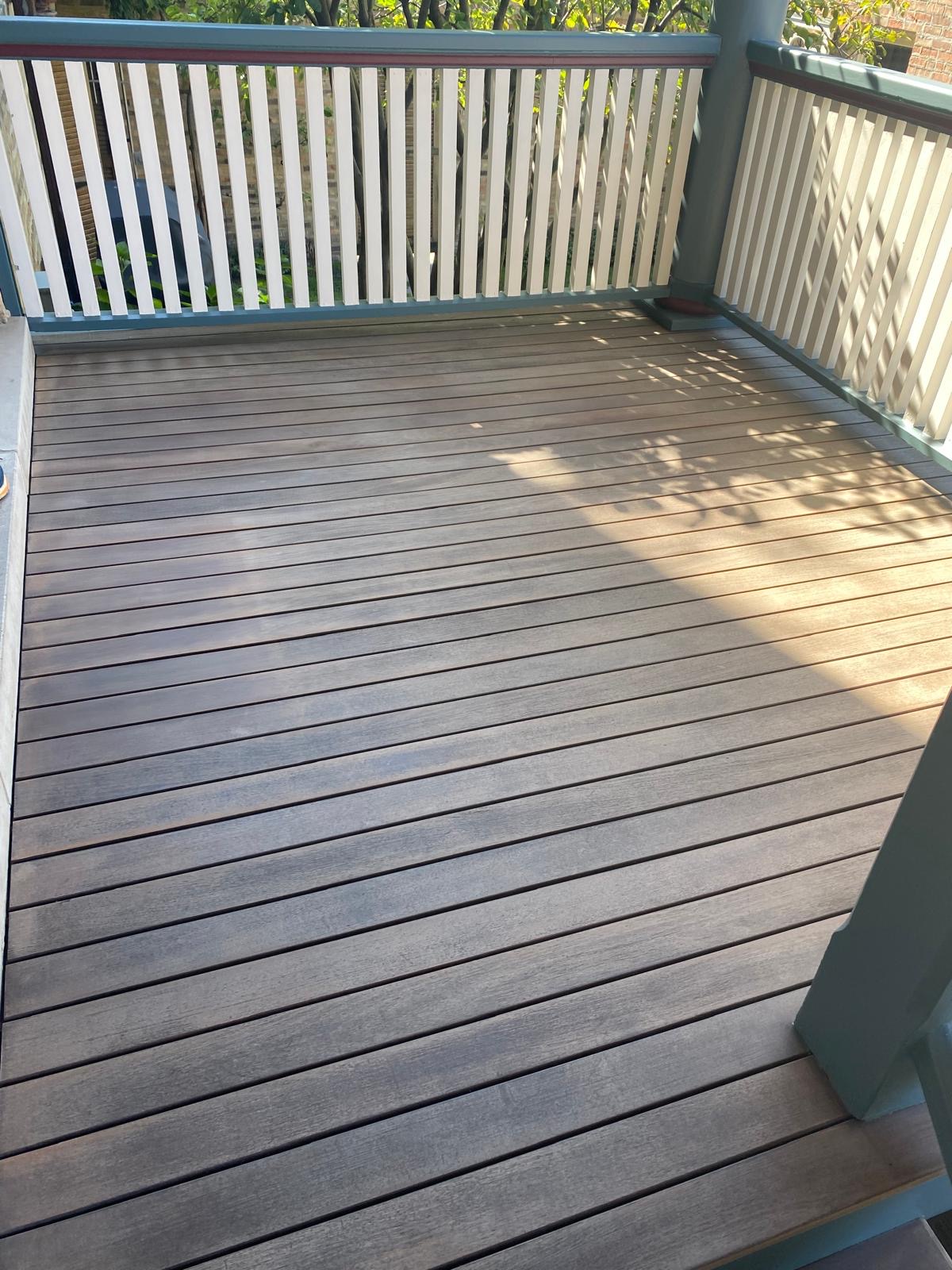Gray composite deck finish